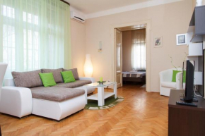 Гостиница Apartments Slavija square Marina  Белград
